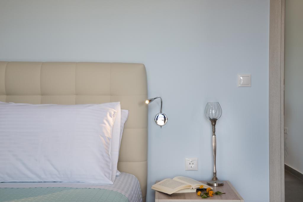 Niovi Seaside Suites Kíssamos Esterno foto