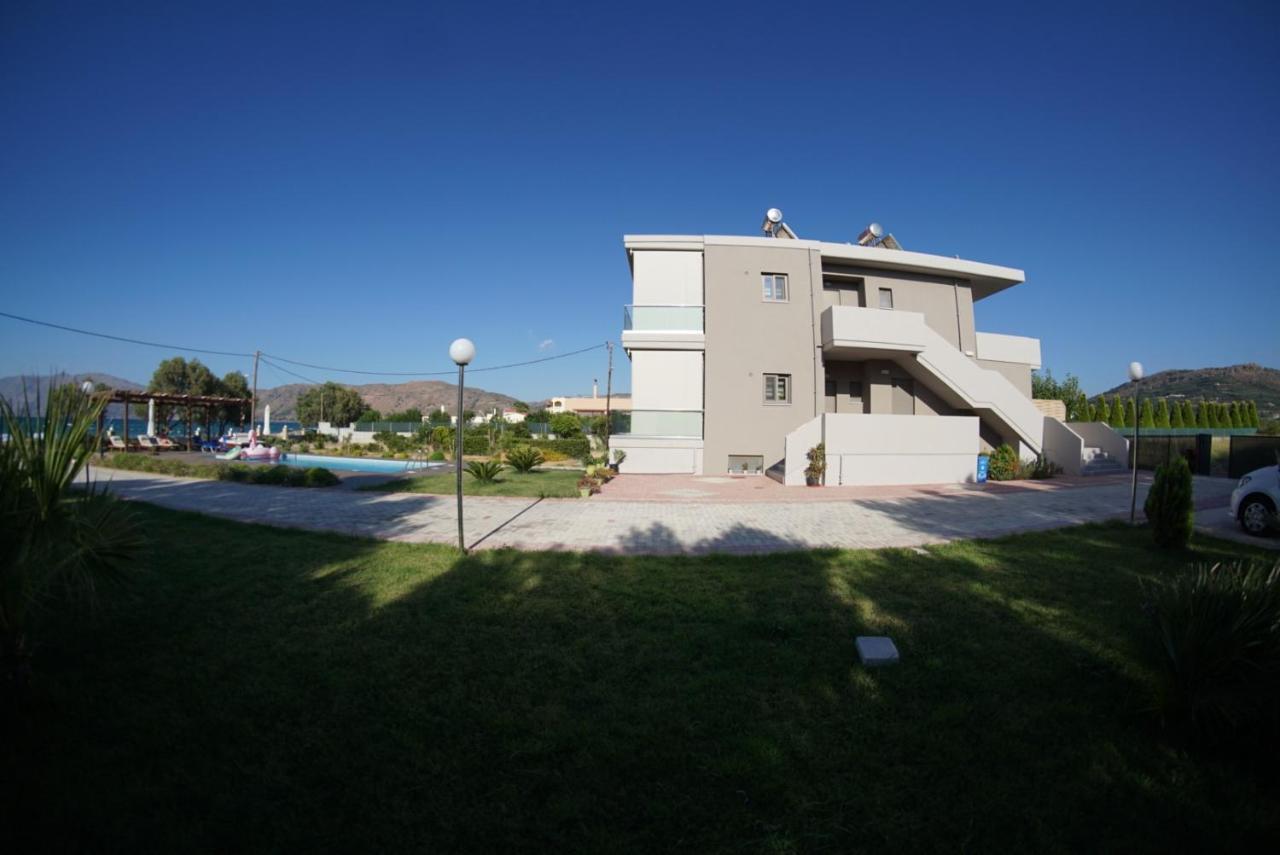 Niovi Seaside Suites Kíssamos Esterno foto
